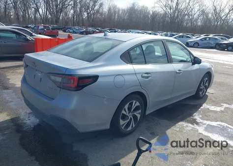 2024 Subaru Legacy Premium из США, поврежденный, VIN 4S3BWAD60R3011880